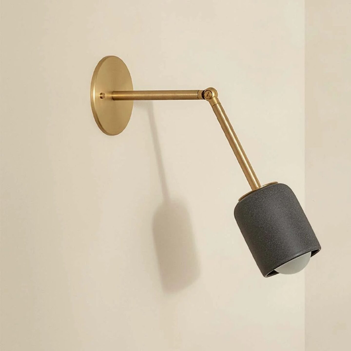 Terra 1 Long Wall Light Lead, Brass, IP44